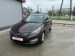 2016 Hyundai Solaris I Рестайлинг, коричневый, 890000 рублей, вид 5
