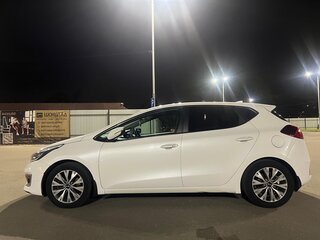 2017 Kia Ceed II Рестайлинг, белый, 1525000 рублей, вид 4