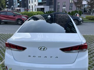 2018 Hyundai Sonata VII (LF) Рестайлинг, белый, 1760000 рублей, вид 5