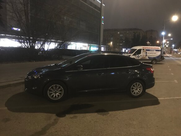 2011 Ford Focus III, серый - вид 3