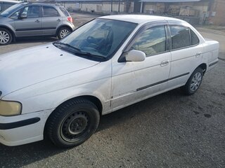 1999 Nissan Sunny B15, белый, 290000 рублей, вид 1