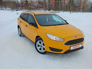 2015 Ford Focus III Рестайлинг, жёлтый, 800000 рублей, вид 2