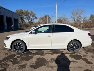 2015 Volkswagen Jetta VI Рестайлинг, белый, 1100000 рублей, вид 4
