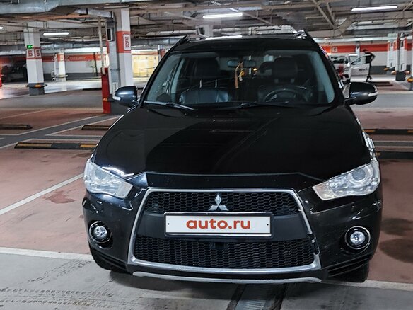 2012 Mitsubishi Outlander II Рестайлинг, чёрный, 1600000 рублей - вид 2