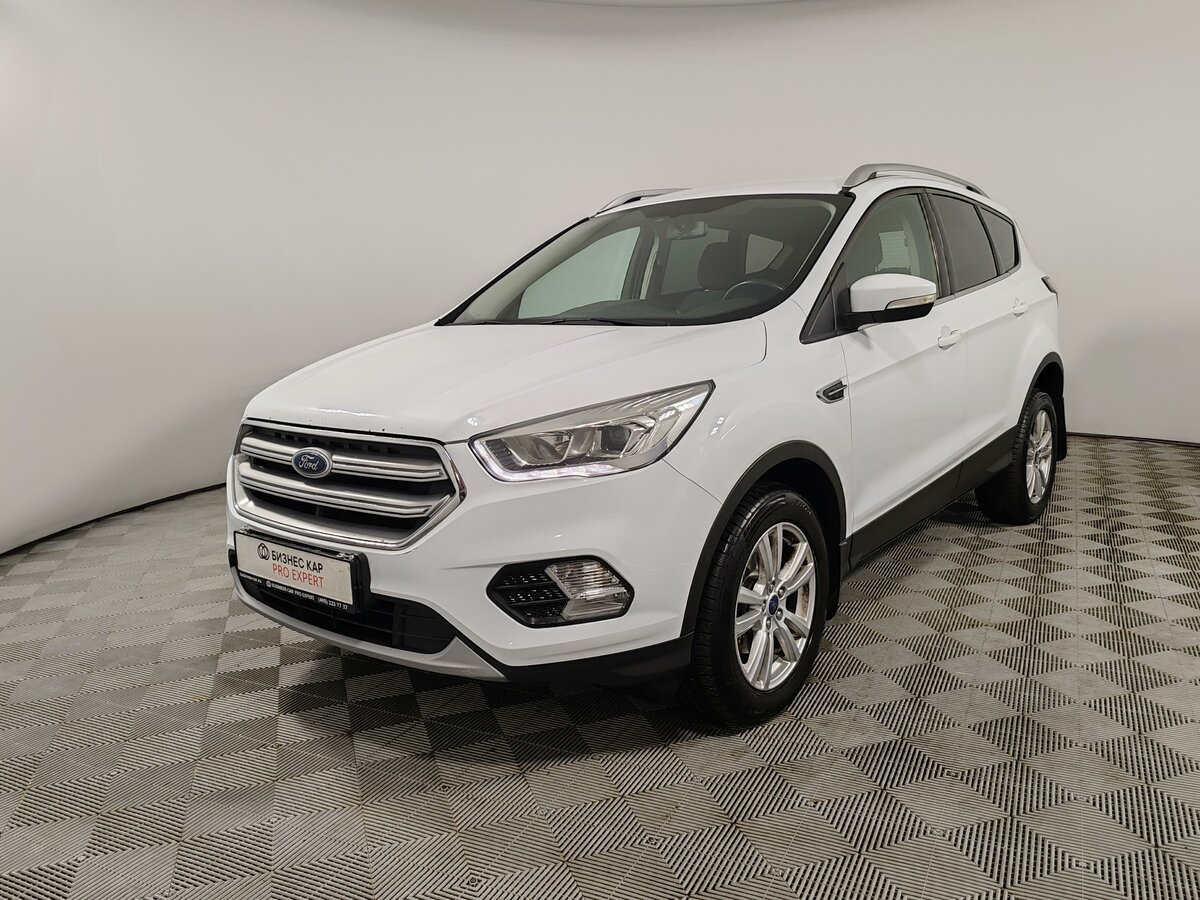 Открыть фотографии: Ford Kuga II Рестайлинг