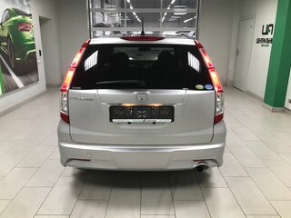2011 Honda Stream II Рестайлинг, серебристый, 1480000 рублей, вид 5