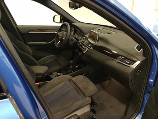 2017 BMW X1 20d sDrive II (F48), синий, 2375000 рублей, вид 3
