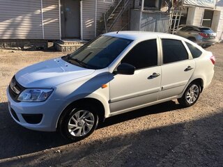 2017 Lada (ВАЗ) Granta I, белый, 600000 рублей, вид 1