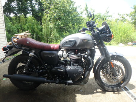 2017 Triumph Bonneville T120, серый, 1000000 рублей, вид 3