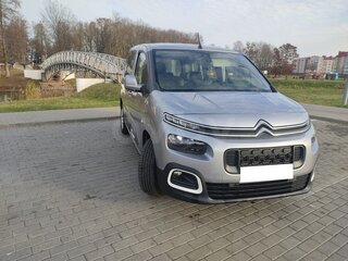 2021 Citroen Berlingo III, серебристый, 1500000 рублей, вид 2