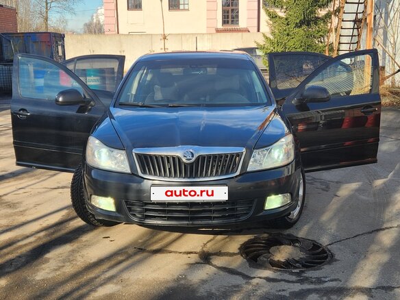 2011 Skoda Octavia II (A5) Рестайлинг, чёрный, 599999 рублей - вид 18