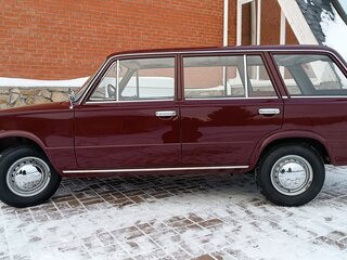 1971 Lada (ВАЗ) 2102, пурпурный, 6000000 рублей, вид 2