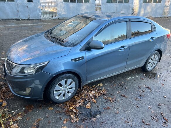 2012 Kia Rio 5-speed III, голубой, 487000 рублей - вид 3