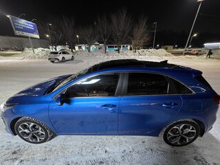2018 Kia Ceed III, синий, 1850000 рублей, вид 5