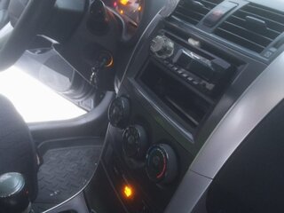 2012 Toyota Corolla X (E140, E150) Рестайлинг, чёрный, 650000 рублей, вид 4