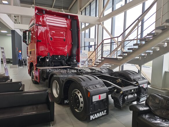 2025 КамАЗ 65659, красный - вид 2