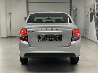 2026 Lada (ВАЗ) Granta I Рестайлинг, серебристый, 1225000 рублей, вид 4