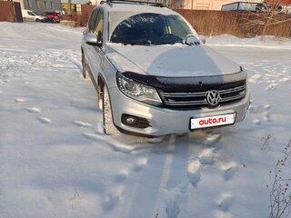 2012 Volkswagen Tiguan I Рестайлинг, серебристый, 1679000 рублей, вид 1