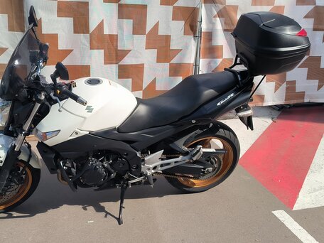 2011 Suzuki GSR 600, белый, 450000 рублей, вид 3