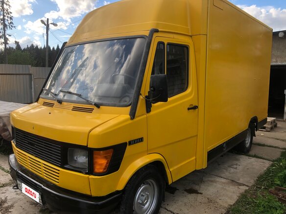 1995 Mercedes-Benz T1, жёлтый, 1000000 рублей - вид 5