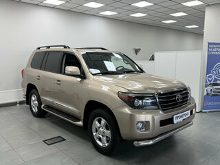 2013 Toyota Land Cruiser 200 Series Рестайлинг 1, золотистый, 3450000 рублей, вид 3