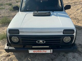 2012 Lada (ВАЗ) 2121 (4x4) I Рестайлинг, белый, 580000 рублей, вид 3