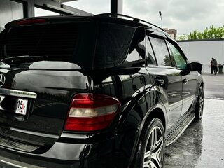 2006 Mercedes-Benz M-Класс 350 II (W164), чёрный, 950000 рублей, вид 4