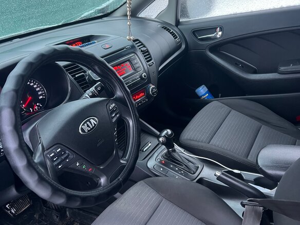 2014 Kia Cerato III, чёрный, 1250000 рублей - вид 5