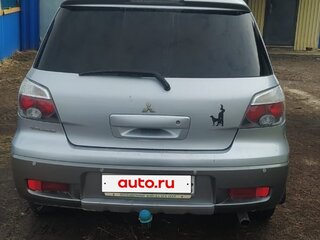 2005 Mitsubishi Outlander I, серебристый, 690000 рублей, вид 4