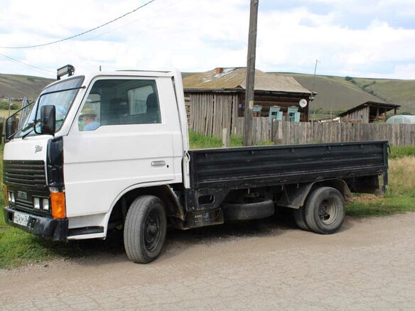 1989 Mazda Titan, белый, 700000 рублей - вид 10