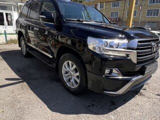 2015 Toyota Land Cruiser 200 Series Рестайлинг 2, чёрный, 4500000 рублей, вид 2