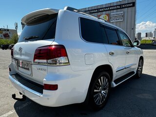 2013 Lexus LX 570 III Рестайлинг, белый, 5490000 рублей, вид 3