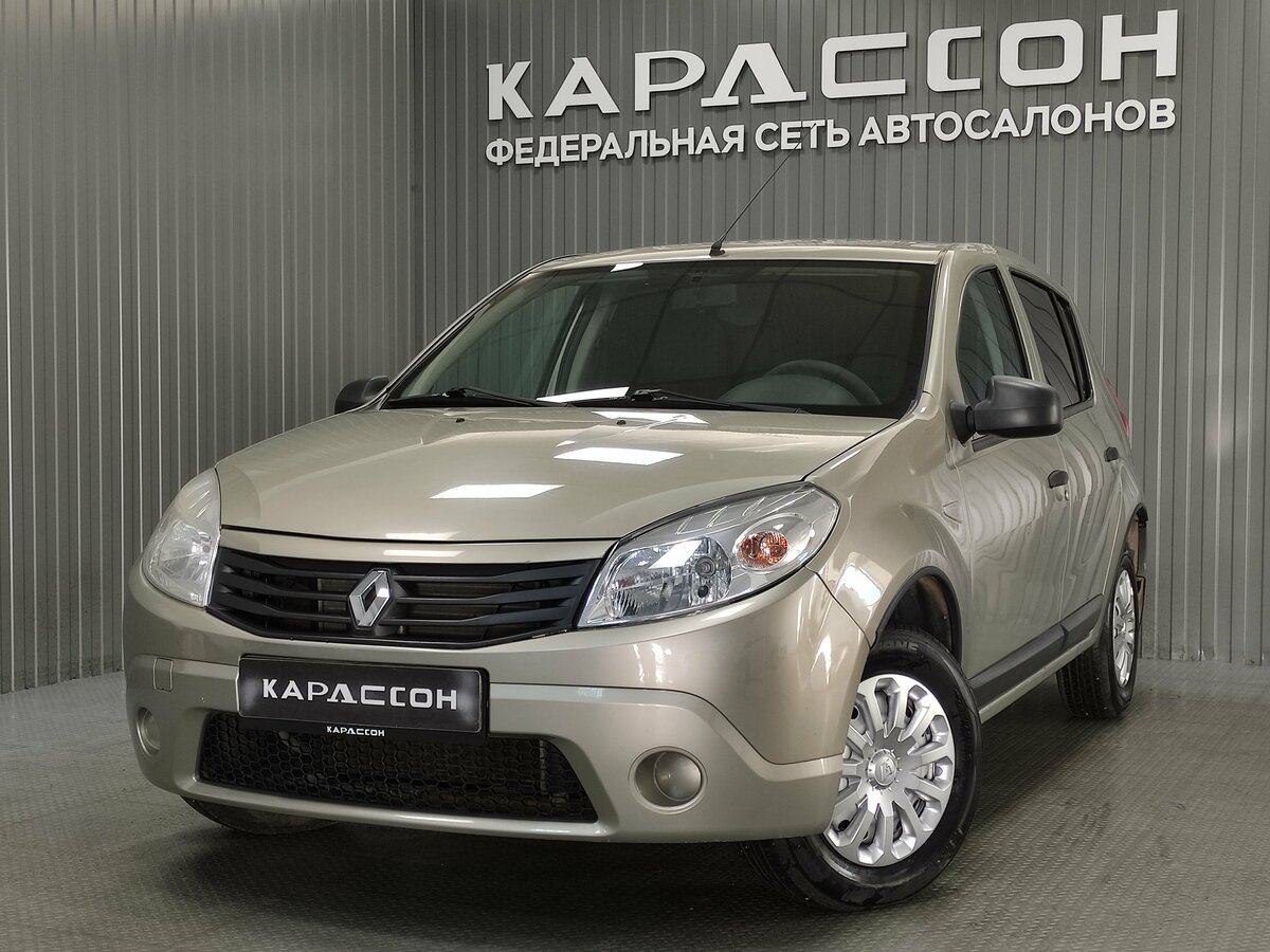 Открыть фотографии: Renault Sandero I