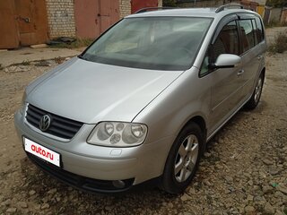 2006 Volkswagen Touran I, серебристый, 685000 рублей, вид 3