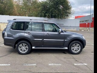 2017 Mitsubishi Pajero IV Рестайлинг 2, чёрный, 3450000 рублей, вид 2
