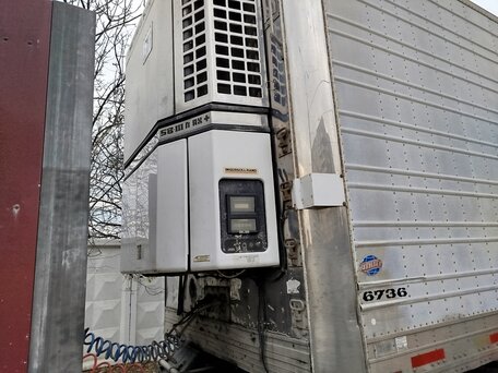 2004 Freightliner Columbia, коричневый, 1500000 рублей, вид 4