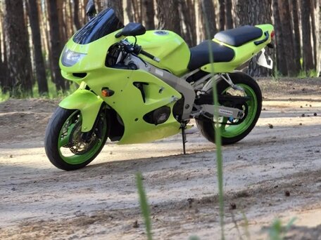 1999 Kawasaki ZX-6R Ninja, зелёный, 260000 рублей, вид 2