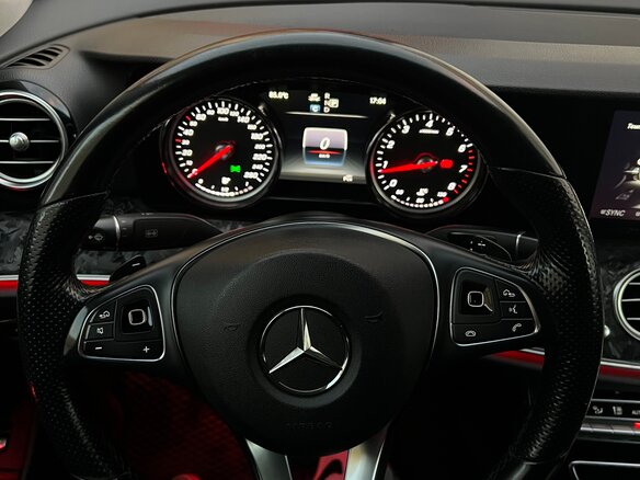 2018 Mercedes-Benz E-Класс 200 V (W213, S213, C238), чёрный, 2250000 рублей - вид 9