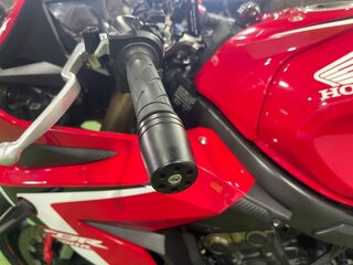 2020 Honda CBR 650R, красный, 800000 рублей, вид 5