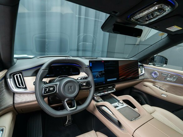 2026 Zeekr 8X 70 kWh, чёрный, 12200000 рублей - вид 38