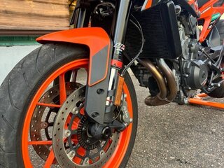 2022 KTM 890 Duke GP, оранжевый, 900000 рублей, вид 4