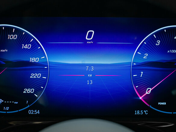 2026 Mercedes-Benz E-Класс 300 VI (W214, S214), серый, 9690000 рублей - вид 6