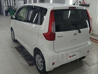 2018 Nissan Dayz I Рестайлинг, белый, 810000 рублей, вид 5