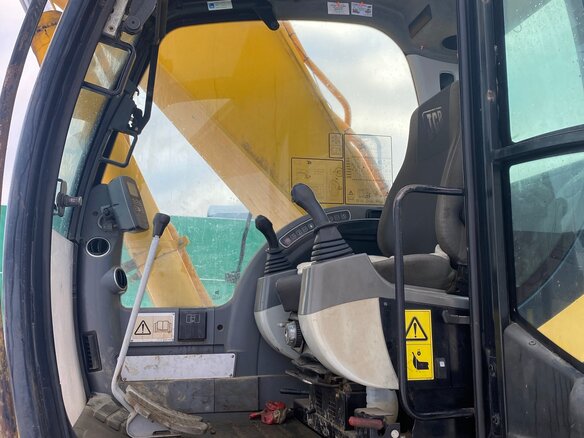 2007 JCB JS330, 4000000 рублей - вид 2