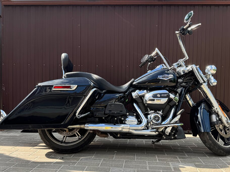 2021 Harley-Davidson Road King, чёрный, 1350000 рублей, вид 5