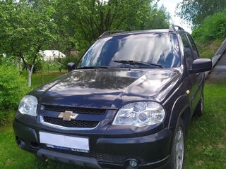 2011 Chevrolet Niva I Рестайлинг, чёрный, 395000 рублей, вид 1