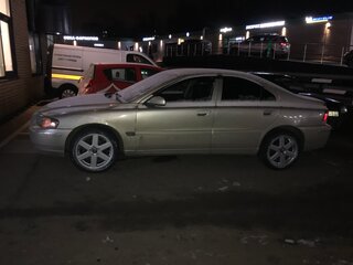 2003 Volvo S60 I, золотистый, 600000 рублей, вид 3