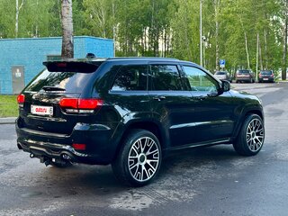 2018 Jeep Grand Cherokee IV (WK2) Рестайлинг, чёрный, 2150000 рублей, вид 4