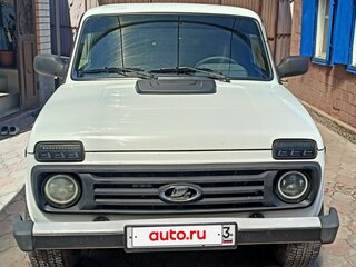 2017 Lada (ВАЗ) 2121 (4x4) I Рестайлинг, белый, 700000 рублей, вид 2