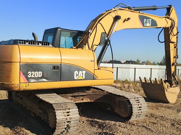 2011 Caterpillar 330D2 L, жёлтый, 5500000 рублей - вид 15